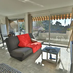 Parking Fibre Piscine Clim Appartement Le Cannet