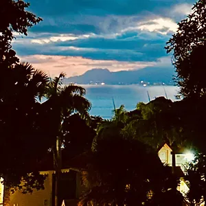Sublime Vue Et Volcan , Pierre Et Vacances, Gwadapaye Appartement